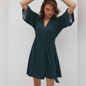 Soma Cool Nights Robe With Lace Trim Size Small / Medium